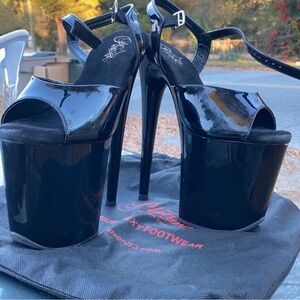 Pleasers Black Sandals